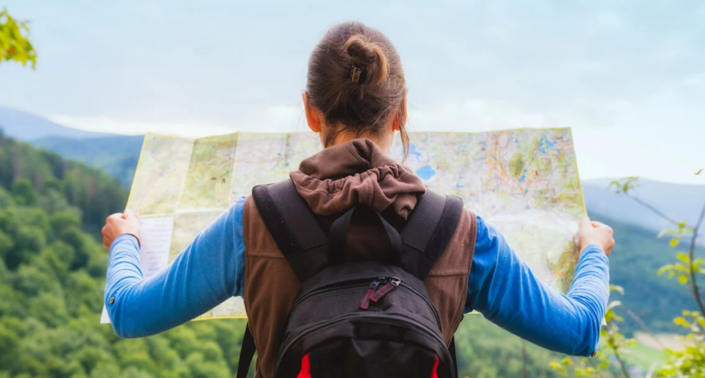 Guided tours in India with motorcycle riders on a scenic road by Motorswamis